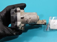 фото thumb №8, Дроссельная заслонка vw caddy iii 2k 04l131501l 2.0 tdi