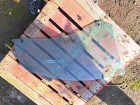 фото thumb №1, Стекло дверь правый перед vw eos