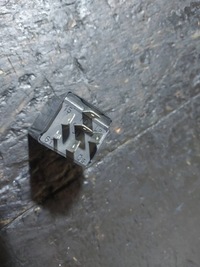 фото thumb №7, Реле audi 893919082a 310