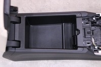 фото thumb №10, Bmw g20 g21 g22 g23 g26 туннель средний консоль подлокотник бежево-серый европа