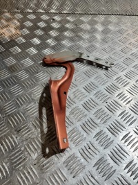 фото thumb №1, Петля капот правый seat arona 17- lw2y 6f0823302a