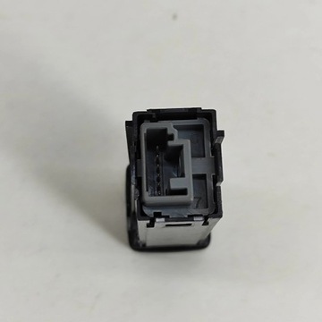 фото thumb №6, Toyota corolla e210 e21 2023 переключатели подогрева сидений