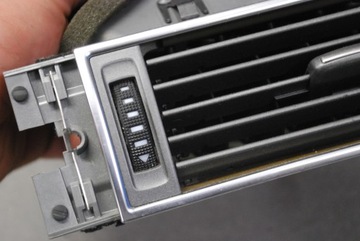 фото thumb №5, Решётка воздуховод правая audi a6 c6 eu 4f1820902b