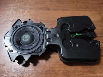 фото thumb №1, Ідеальний динамік середньочастотний зад audi a8 d4 1