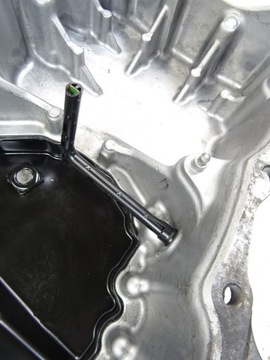 фото thumb №10, Nissan поддон масляная крышка 110179801r 111112393r 1.6 dci