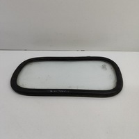 фото thumb №1, Land rover defender 1998 права сторона скло кузовна задня