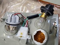 фото thumb №14, Лампа габаритна поворотник поворотник перед r/l toyota hi-ace hiace 87-89-r.