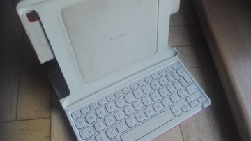 Чехол для 10-дюймовой клавиатуры Logitech BT
