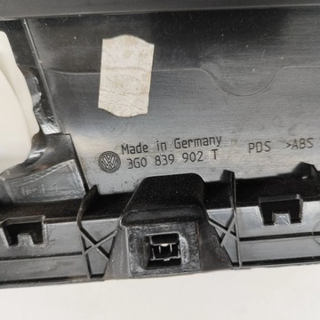 фото thumb №5, Volkswagen passat b8 2016 планка / прокладка скла двері задніх