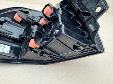 фото thumb №16, Toyota rav4 v 5 19r- лампа w крыло правый зад 81550-42230