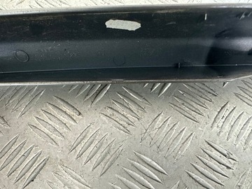 фото thumb №12, Renault megane iii заглушка рейлинг правый зад 738861659r