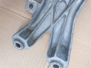 фото thumb №12, Лапи кронштейн двигуна кріплення захист термічна audi a4 b8 8k a5 8t оригінальний номер