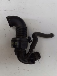 фото thumb №1, Труба повітрозабірник повітря jaguar e-pace x540 2.0 e