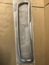 фото thumb №1, Peugeot partner iii lift молдинг решётка решетка оригинальный номер