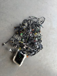 фото thumb №1, Джгут електропроводка салону кабіни peugeot 308 ii t9