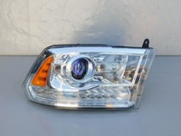 фото thumb №1, Dodge ram 13- фара правый