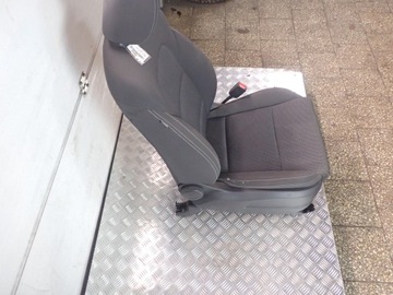 фото thumb №5, Сидіння праві перед kia sportage iv 2018r 1.6 wd 88590-d9010 без гідропідсилювача застібки