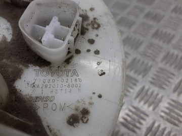 фото thumb №2, Насос пального поплавок toyota matrix 1.8 vvti 77020-02180