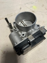 фото thumb №1, Infiniti q60 s 3.0t v6 дроссельная заслонка rme60-52