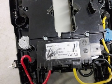 фото thumb №7, Audi лампа потолок 4k0947135ae европа