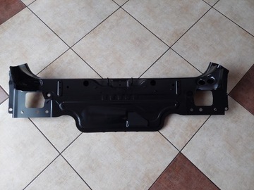 фото thumb №5, Pas задний - планка закрывающая - audi a4 b9 - 8w9 - универсал - новый