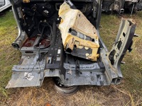 фото thumb №16, Volvo v60 2018-2024 чверть ліва перед передня поріг лівий