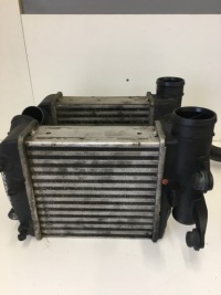 Купити Інтеркулер лівий audi a6 4f0 4f0145805e, фото thumb