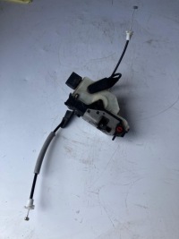 фото thumb №1, Замок дверь правый задняя peugeot 208 5pin 9812501180