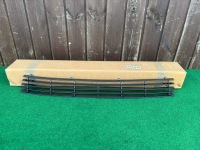 Купить Maserati quattroporte 96-00 rok nowa оригинальная решётка бампера k124/812, фото thumb