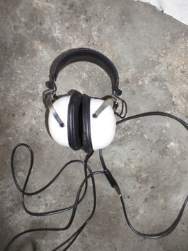 Накладные наушники PIONEER SE-20A