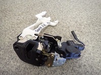 фото thumb №1, Hyundai santa fe 01-06 замок дверь задний левый