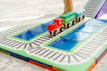 Nakładki na klocki magnetyczne tory kolejowe 36 el. Train Track Pack