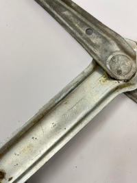 Купить Подъемник стекло правая  перед ручной механический mercedes w124 седан s124 универсал, фото thumb