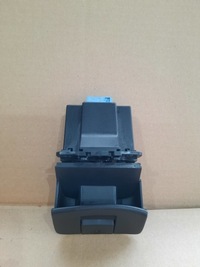 фото thumb №3, Кнопка рычаг ручка тормоза ручного renault espace iv 8200048590