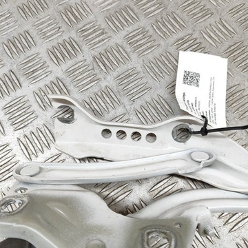 фото thumb №6, Skoda enyaq iv 2024 права сторона петлі кришки / капота двигуна