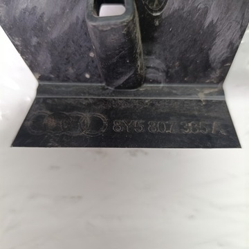 фото thumb №9, Audi a3 8y sedan крепление направляющая ползун бампера заднего зад 8y5807385a