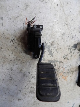 фото thumb №1, Педаль газа 8200724059 renault master ii 2