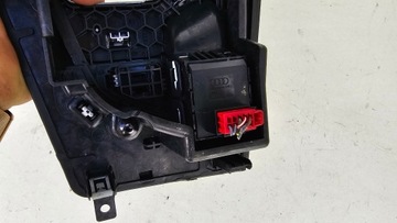 фото thumb №10, Audi a4 b9 рамка панель середній mmi гальмо 8w1864261c eu