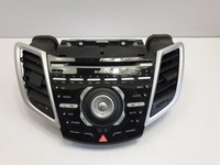 фото thumb №1, Ford fiesta mk7 vii рестайлінг radioodtwatrzacz панель