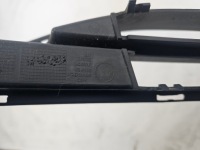 Opel corsa e 2014 - 2019 решётка средняя бампера перед 13432002 Недорого, фото thumb