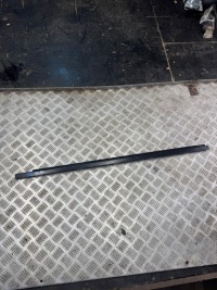 Купить Молдинг дверь правый перед скребок mitsubishi pajero 2 5d, фото thumb