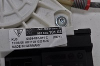 фото thumb №6, Porsche 911 997 подъемник стекло правый перед 3d 99754207601 99762418103