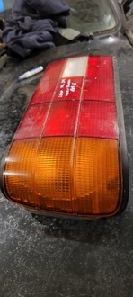 фото thumb №5, Лампа задня ліва bmw e30 широка лампа пошкоджена