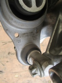 фото thumb №4, Mercedes amg w118 w177 підпора привідний вал кронштейн подушка