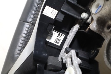 фото thumb №3, Руль toyota corolla e21 гибрид