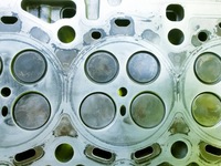 фото thumb №14, Головка двигателя левая jaguar xj xf range rover 2.7 276dt 4r8q6c064ae