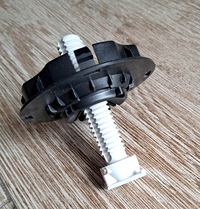 фото thumb №1, Винт крепление колёса запасного peugeot 208 i рестайлинг coras f c3 ii 9816031680