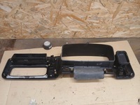 фото thumb №7, Mitsubishi pajero sport i 3.0 v6 консоль / приборная панель