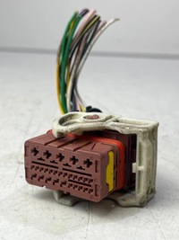 фото thumb №7, Разъёмы штекер колодка коробка предохранителей bsm r03