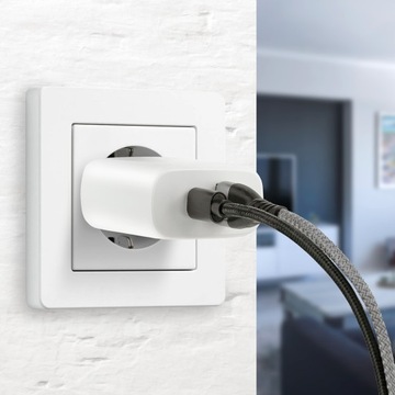Мощное зарядное устройство FAST USB Блок питания USB-C PD QC PPS everActive 25 Вт
